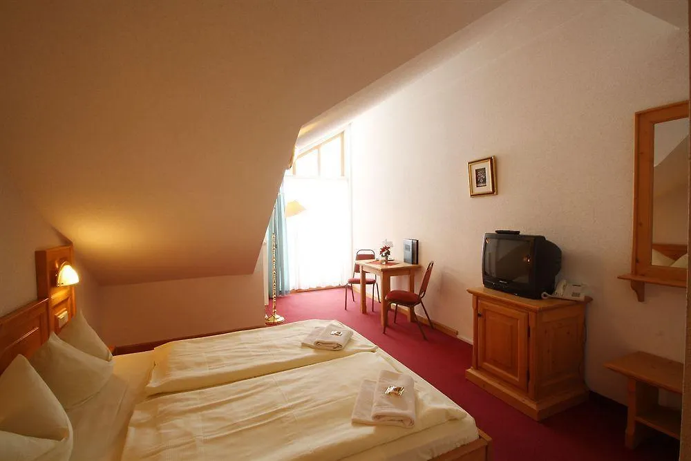 Hotel Ahornhof Lindberg