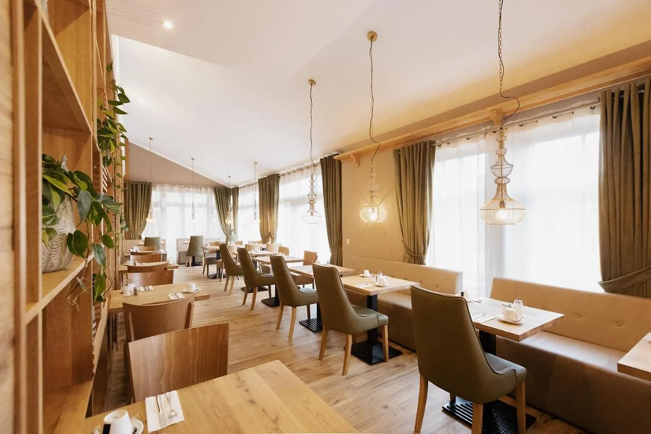 Hotel Ahornhof Lindberg 3*,  Germany